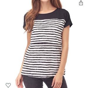 Smallshow nursing top